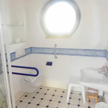 Bella Behindertenfreundliche Villa *